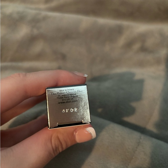 Dior Gold Luxe Makeup Collection - Picture 3 of 3